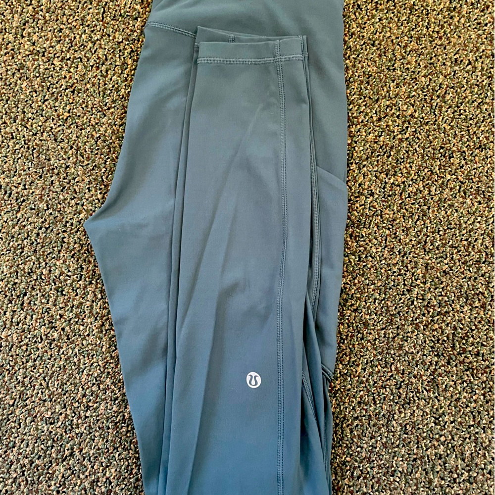 Lululemon leggings!